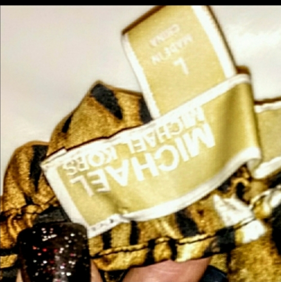 Michael Kors Top Size L Off Shoulder Smocked Waist - Picture 8 of 9